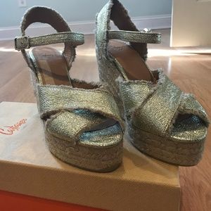 Castaner Gold Wedges